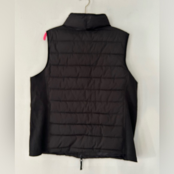 Universal Standard Comfort Sport Puffer Vest - Picture 4 of 6